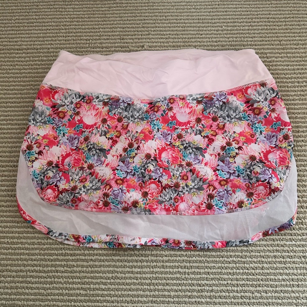 Lululemon floral skirt